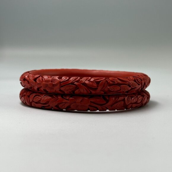 Vintage Carved Cinnabar Bangle Bracelet Set Floral Red Oriental Motif 2 Piece - Picture 4 of 8